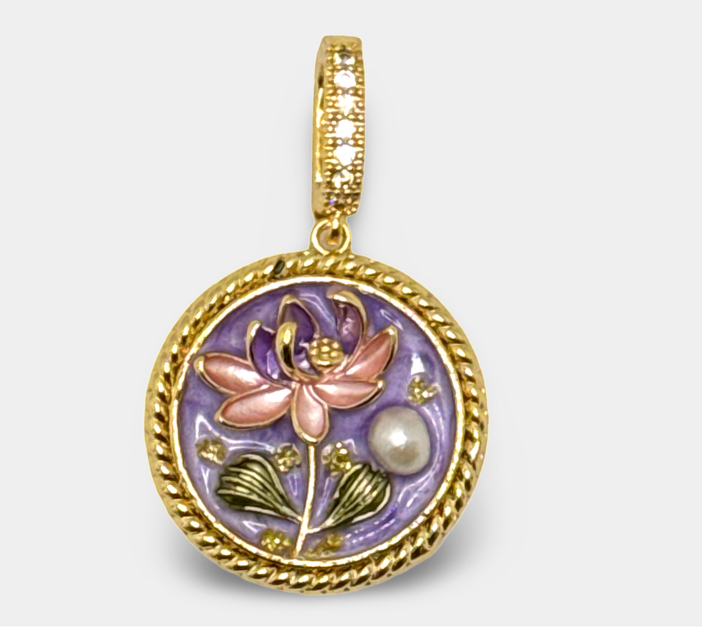 Round Flower Pendant
